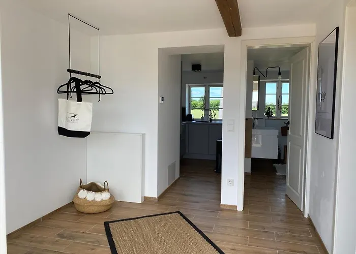 Semesterbostad Reetdachkate Wackerballig Gelting