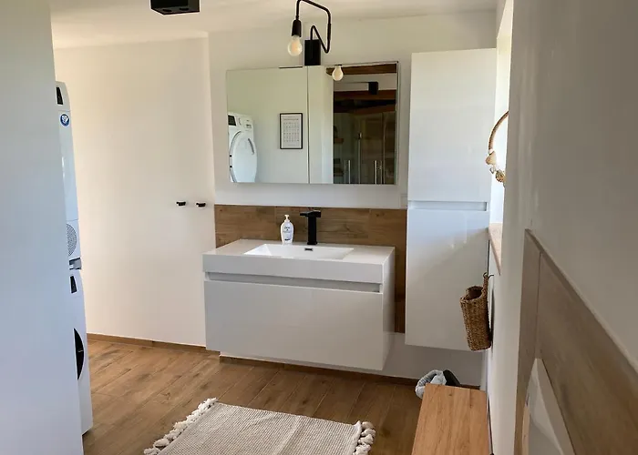 Semesterbostad Reetdachkate Wackerballig Gelting